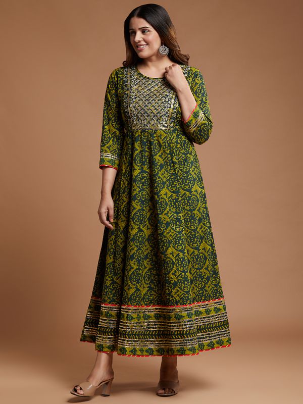 Parrot Green Printed Cotton Fabric Kurti With Plain Duppata 