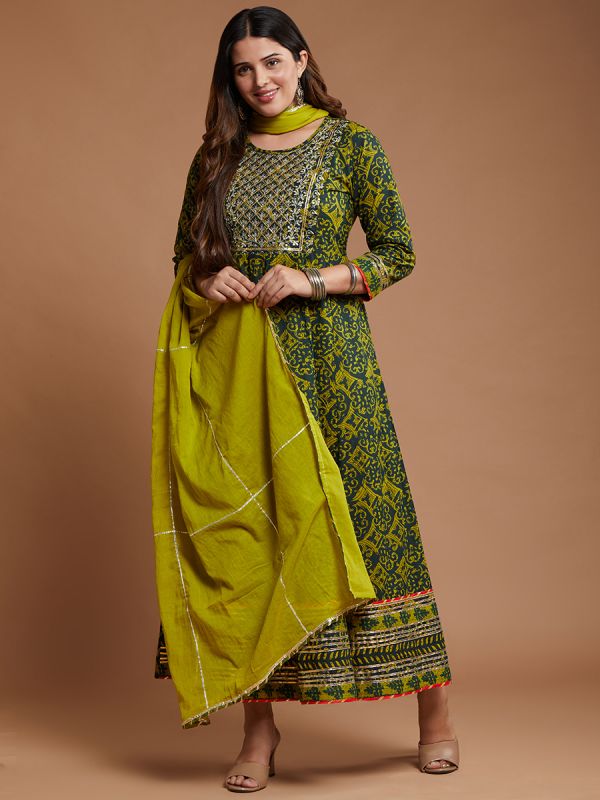 Parrot Green Printed Cotton Fabric Kurti With Plain Duppata 